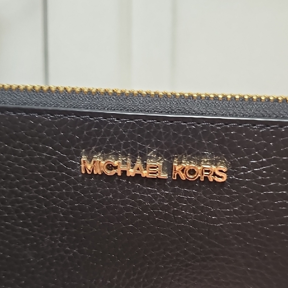 Michael Kors Black Pebbled Leather Wristlet - Picture 2 of 4